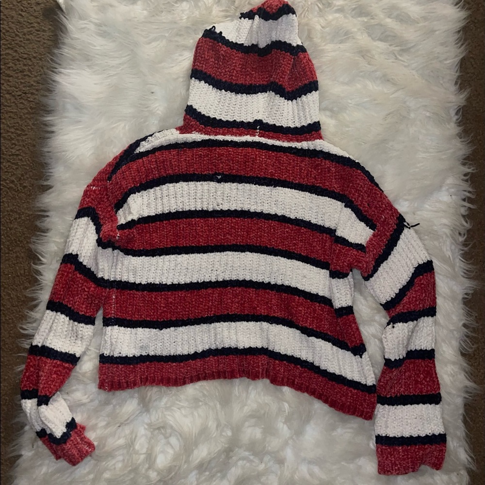 Cropped Striped Pullover - Picture 6 of 6